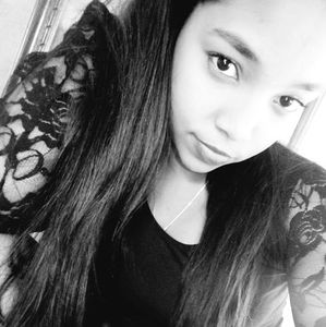 Meet your Posher, Sachel